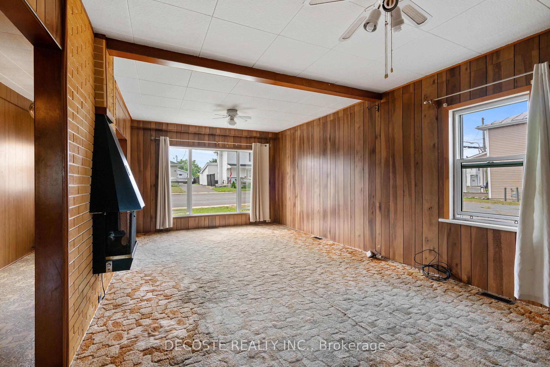 Photo 13 of 79 Lochiel Street E, North Glengarry, Alexandria — HOMEH