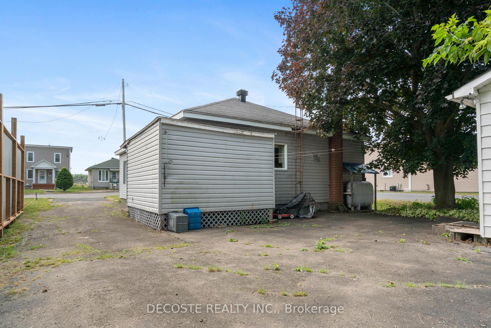Photo 29 of 79 Lochiel Street E, North Glengarry, Alexandria — HOMEH