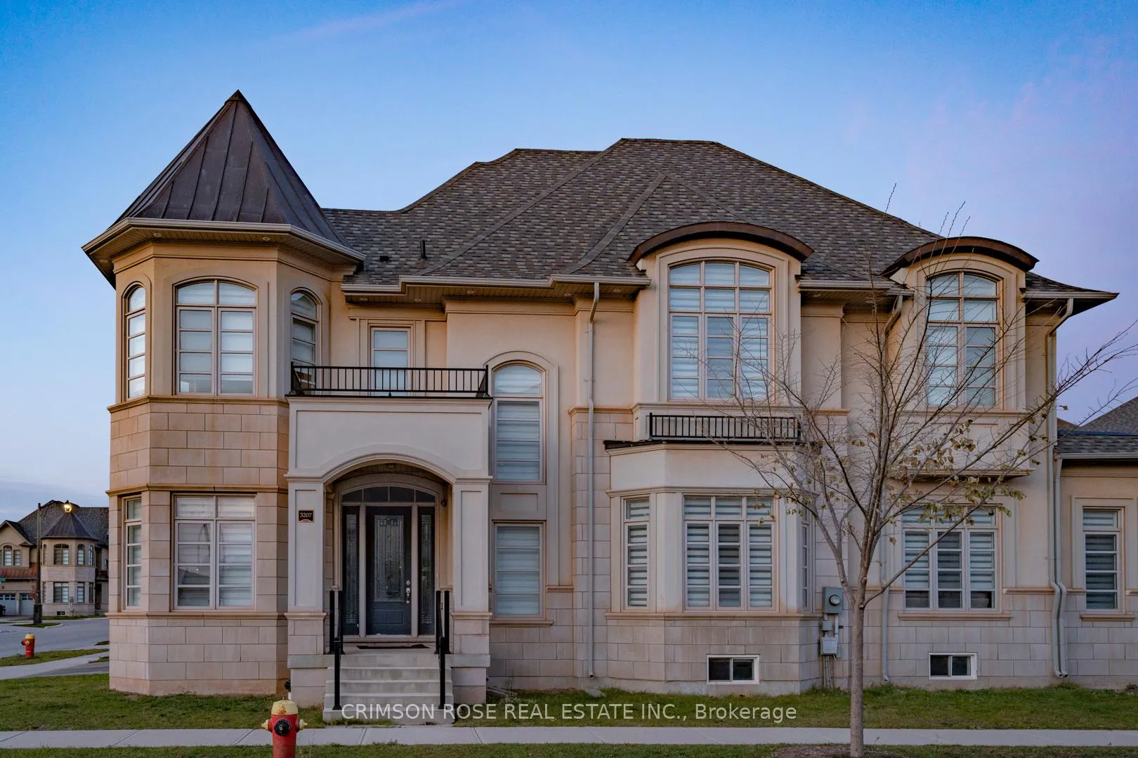 Front of 3207 Millicent Avenue