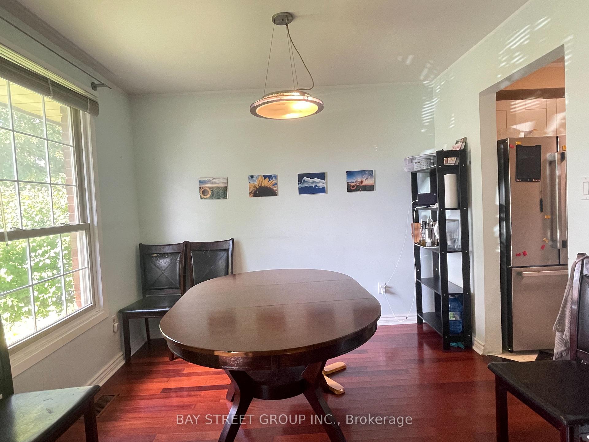 Photo 5 of 8159 Niven Street, Niagara Falls, Ascot — HOMEH