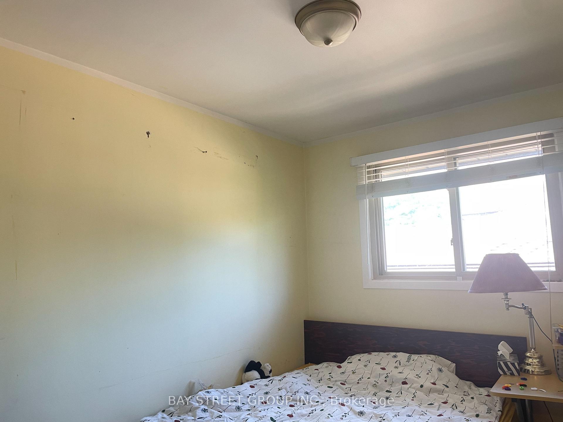 Photo 6 of 8159 Niven Street, Niagara Falls, Ascot — HOMEH