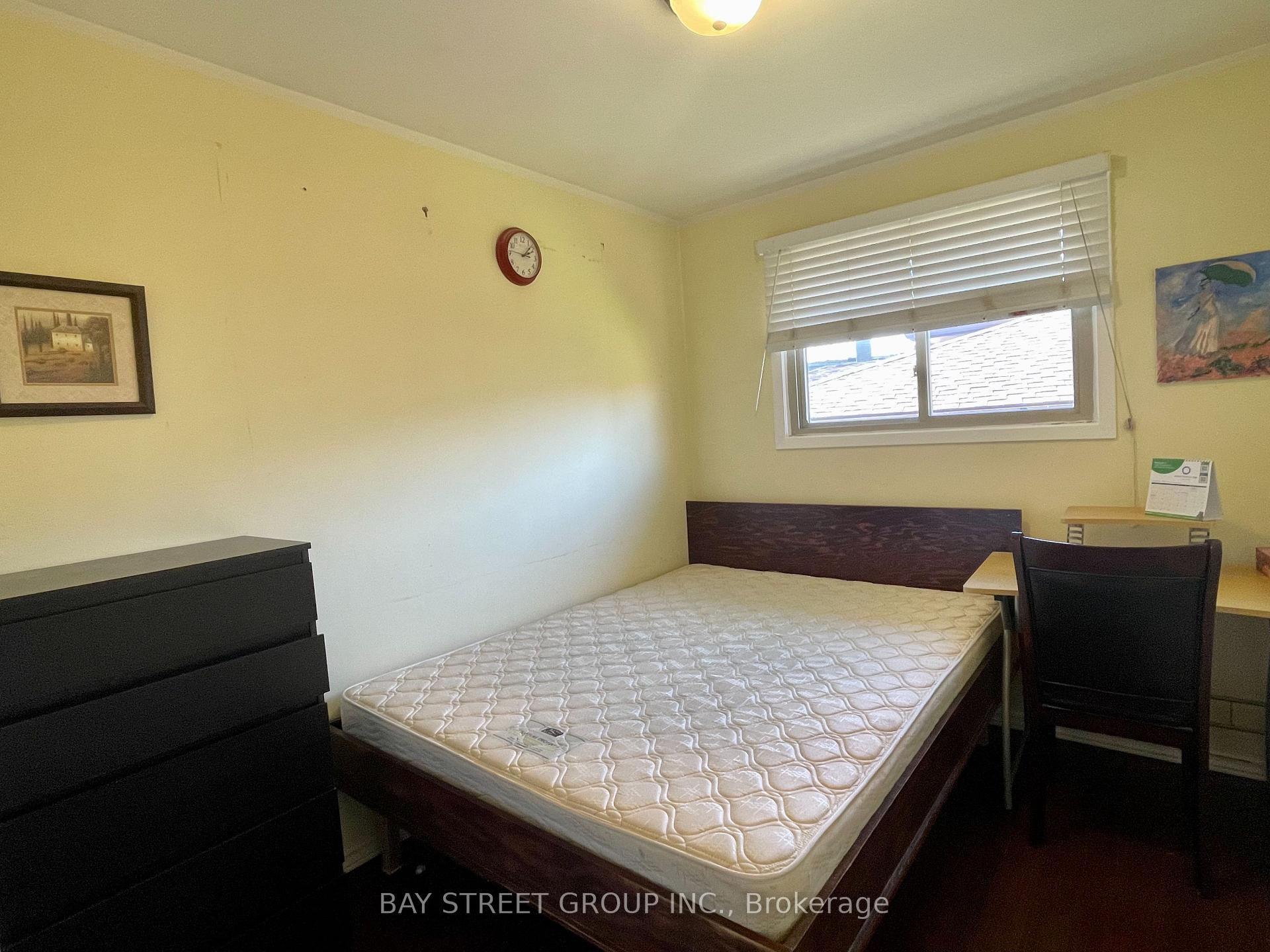 Photo 12 of 8159 Niven Street, Niagara Falls, Ascot — HOMEH