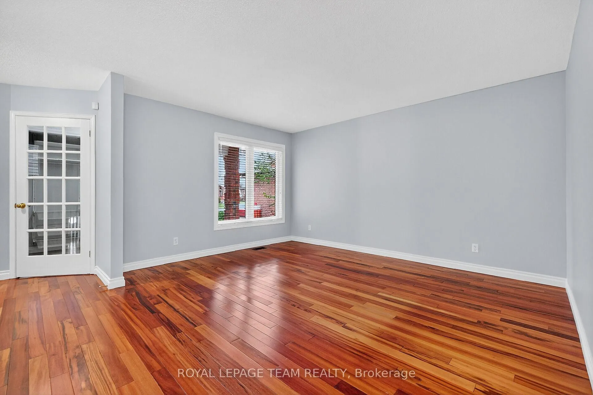 Photo 6 of 1475 York Mills Drive, Ottawa, Fallingbrook/Ridgemount — HOMEH