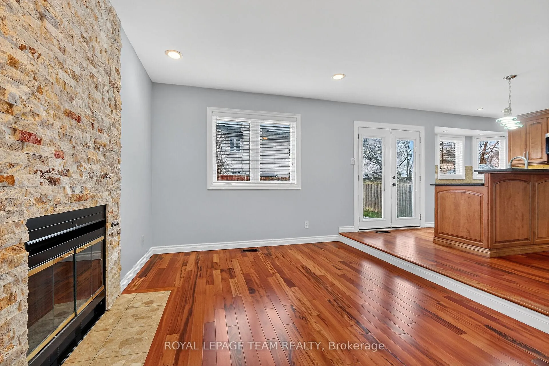 Photo 9 of 1475 York Mills Drive, Ottawa, Fallingbrook/Ridgemount — HOMEH