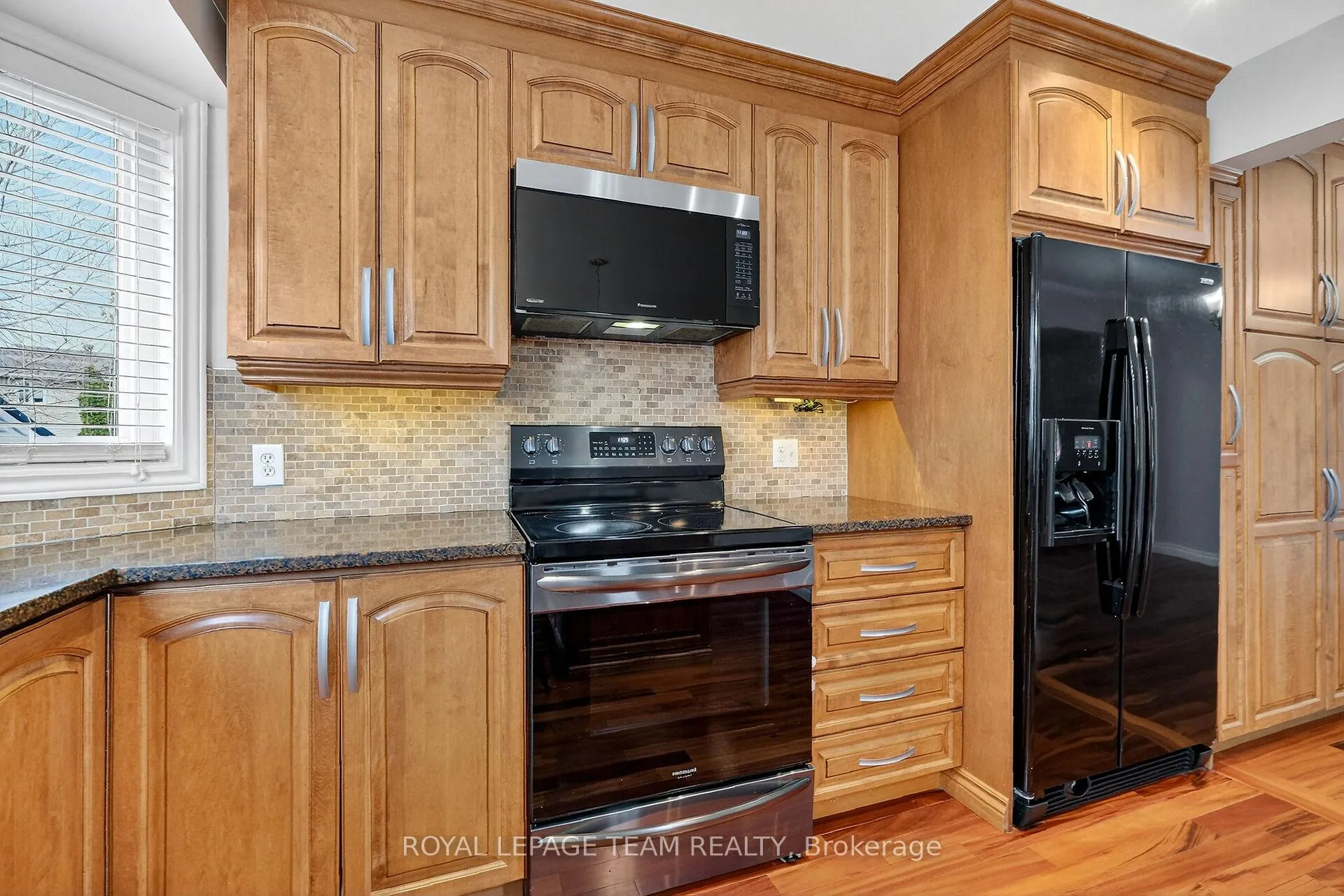 Photo 12 of 1475 York Mills Drive, Ottawa, Fallingbrook/Ridgemount — HOMEH