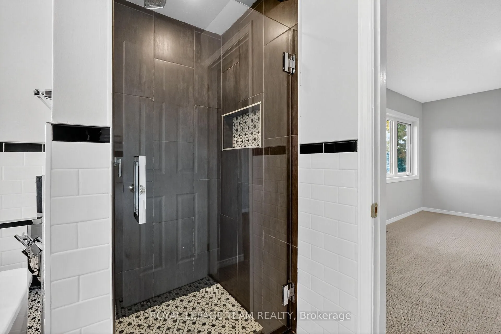 Photo 37 of 1475 York Mills Drive, Ottawa, Fallingbrook/Ridgemount — HOMEH