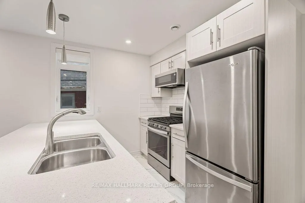 Photo 9 of Unit 1, 552 Mcleod Street, Ottawa, Ottawa Centre — HOMEH