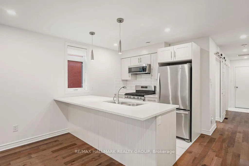 Photo 10 of Unit 1, 552 Mcleod Street, Ottawa, Ottawa Centre — HOMEH