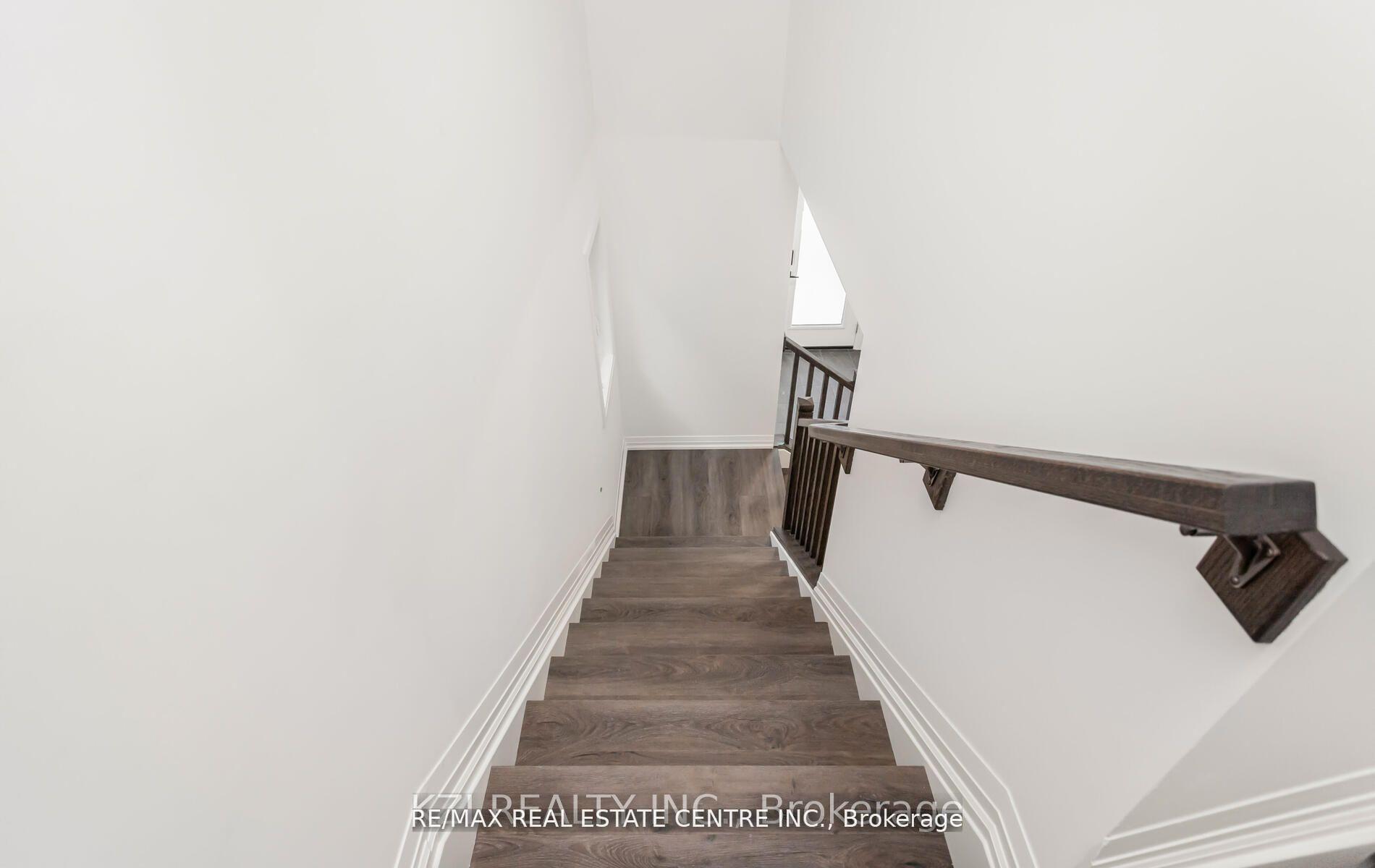 Photo 19 of 39 Samuel Avenue, Pelham, Fonthill — HOMEH