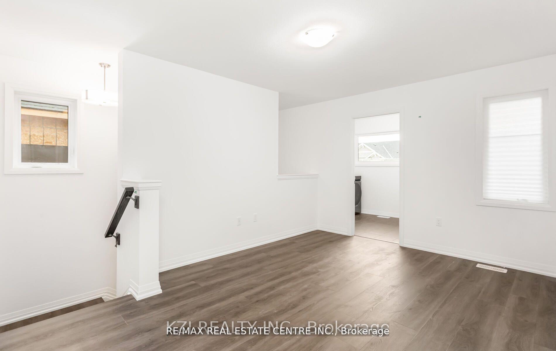 Photo 20 of 39 Samuel Avenue, Pelham, Fonthill — HOMEH