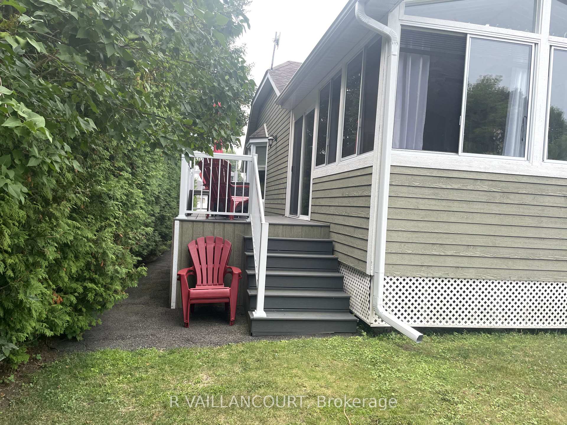 Photo 4 of 87 Kincardine Street E, North Glengarry, Alexandria — HOMEH