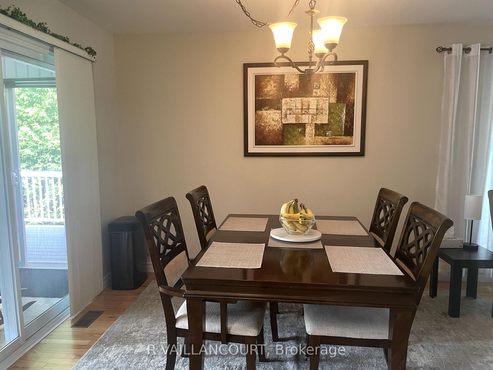Photo 9 of 87 Kincardine Street E, North Glengarry, Alexandria — HOMEH