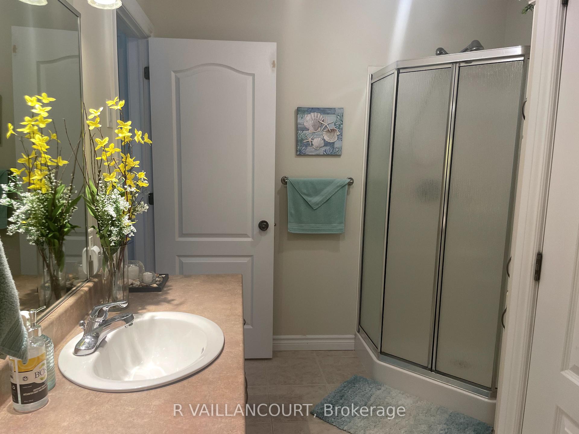 Photo 15 of 87 Kincardine Street E, North Glengarry, Alexandria — HOMEH