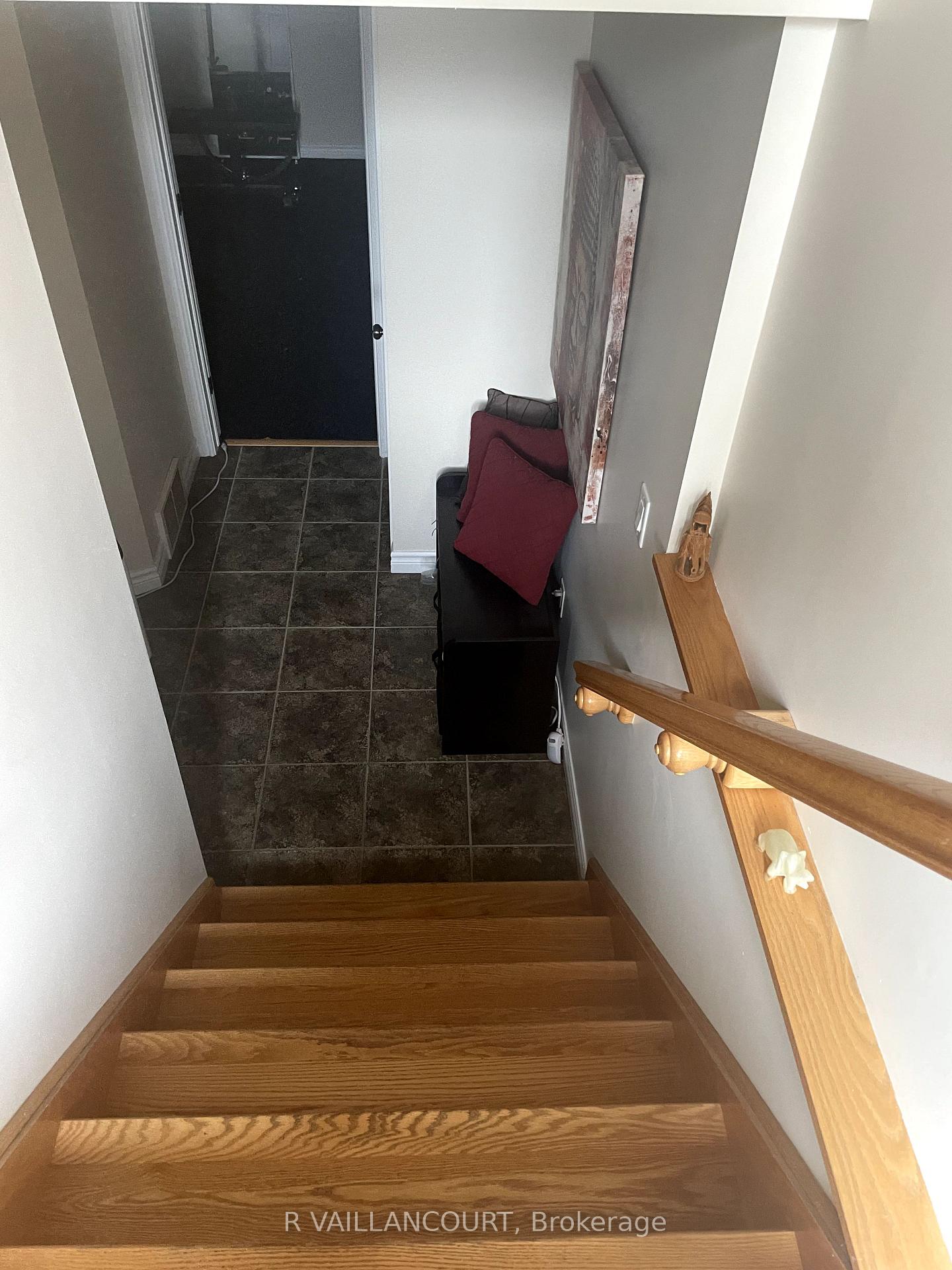 Photo 17 of 87 Kincardine Street E, North Glengarry, Alexandria — HOMEH