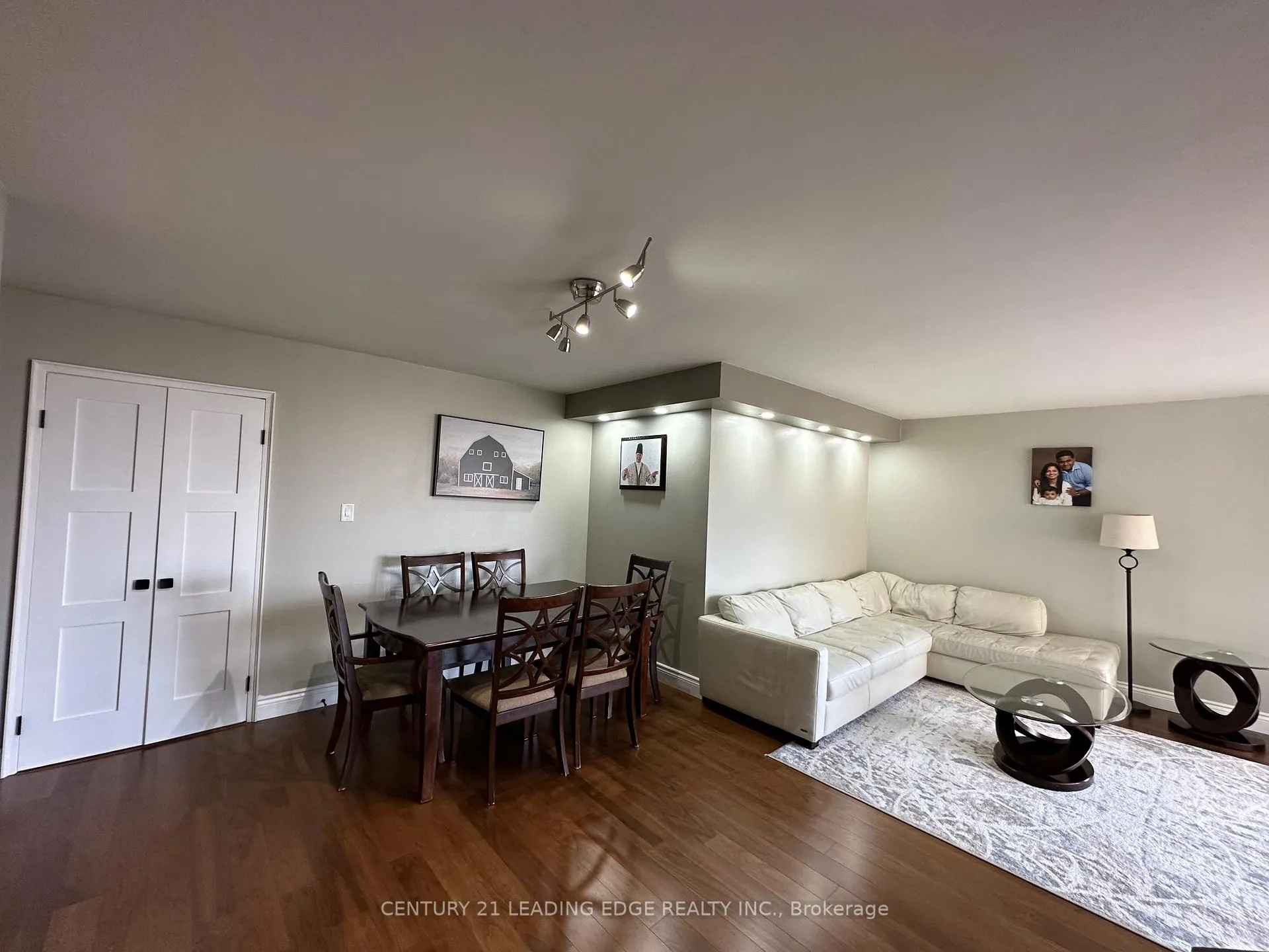 Photo 2 of Unit 802, 195 Wynford Drive, Toronto, Flemingdon Park — HOMEH