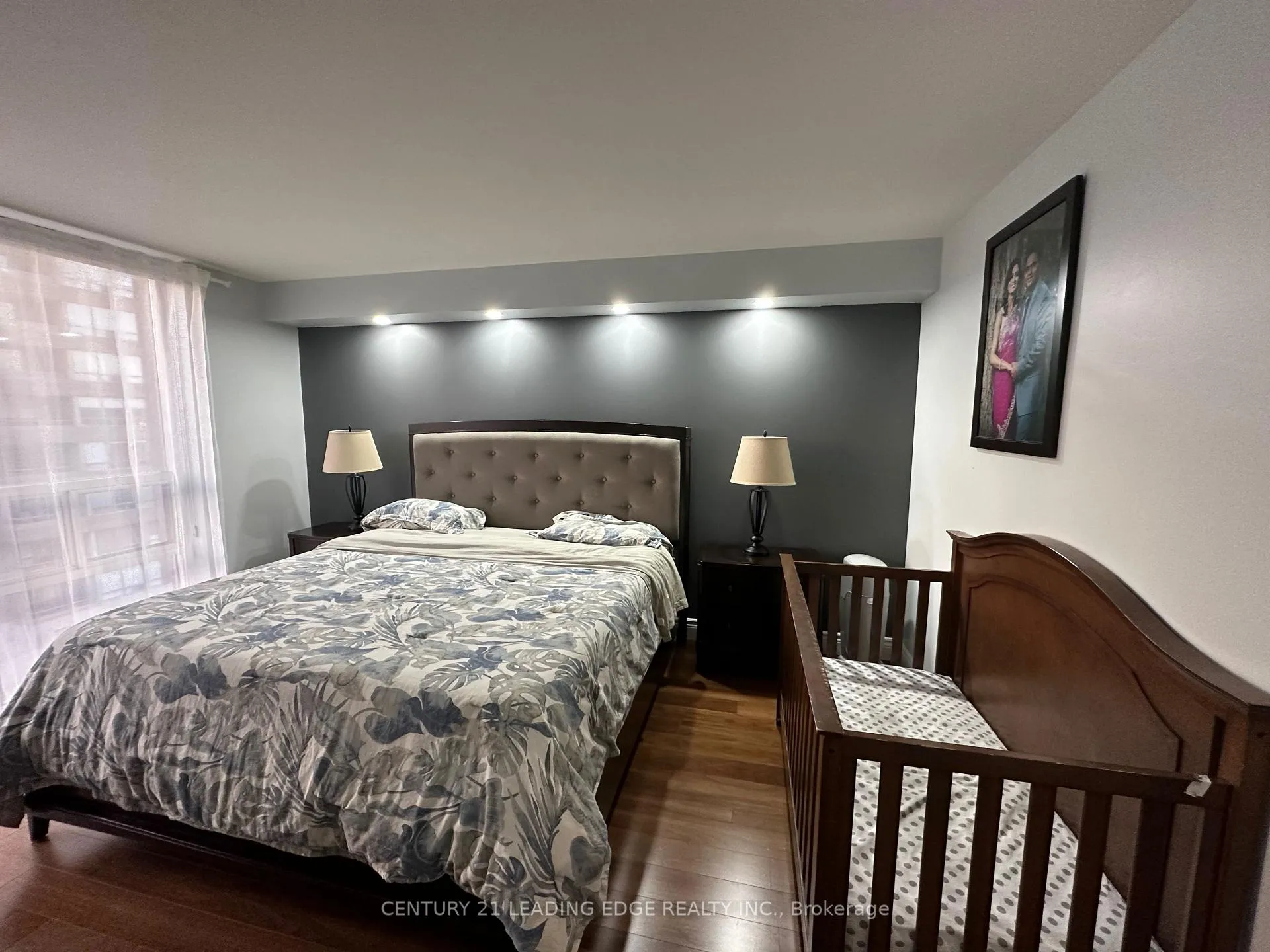 Photo 10 of Unit 802, 195 Wynford Drive, Toronto, Flemingdon Park — HOMEH