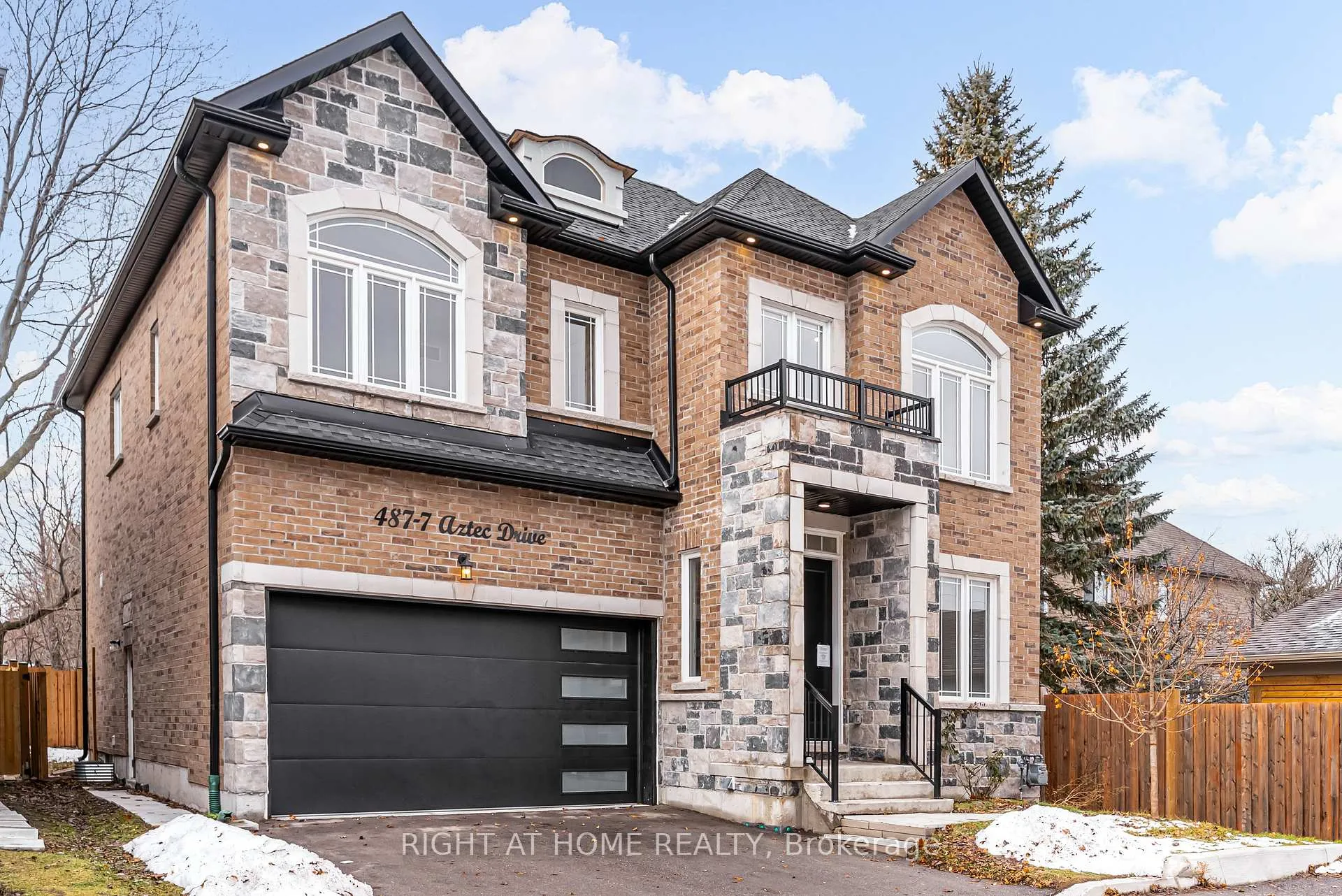 Photo 2 of Unit 7, 487 Aztec Drive, Oshawa, McLaughlin — HOMEH