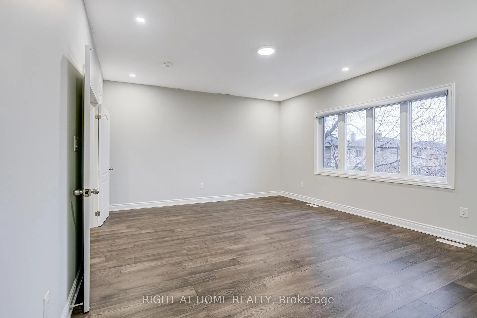 Photo 16 of Unit 7, 487 Aztec Drive, Oshawa, McLaughlin — HOMEH