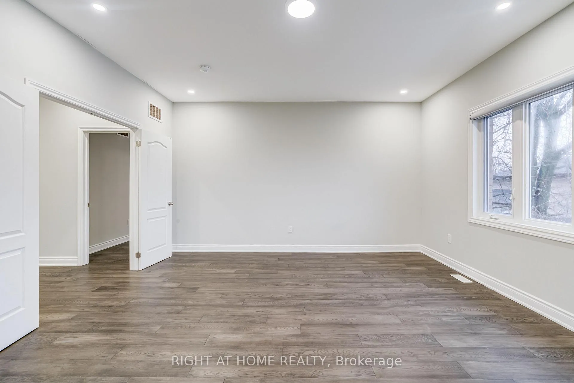 Photo 17 of Unit 7, 487 Aztec Drive, Oshawa, McLaughlin — HOMEH