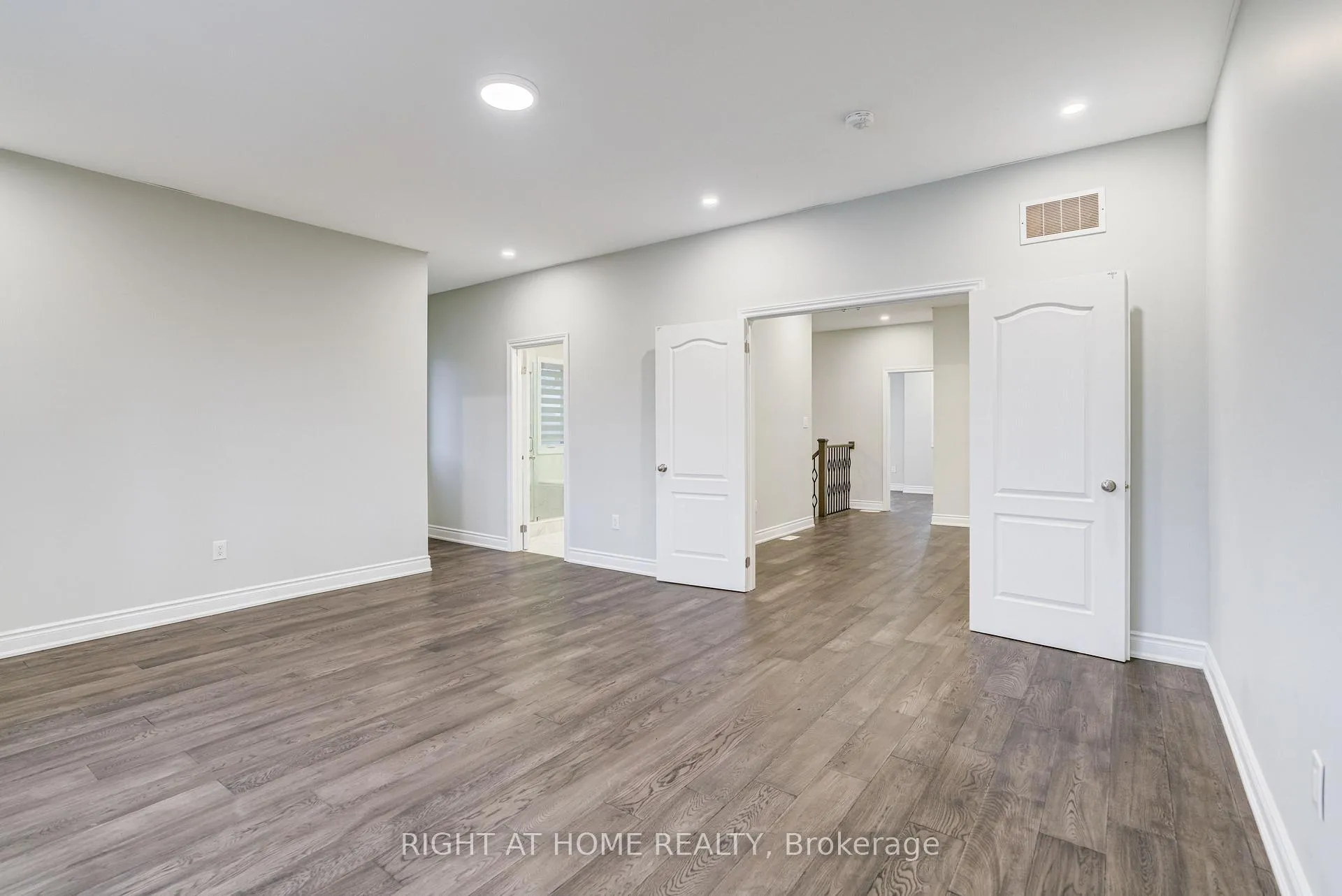 Photo 18 of Unit 7, 487 Aztec Drive, Oshawa, McLaughlin — HOMEH