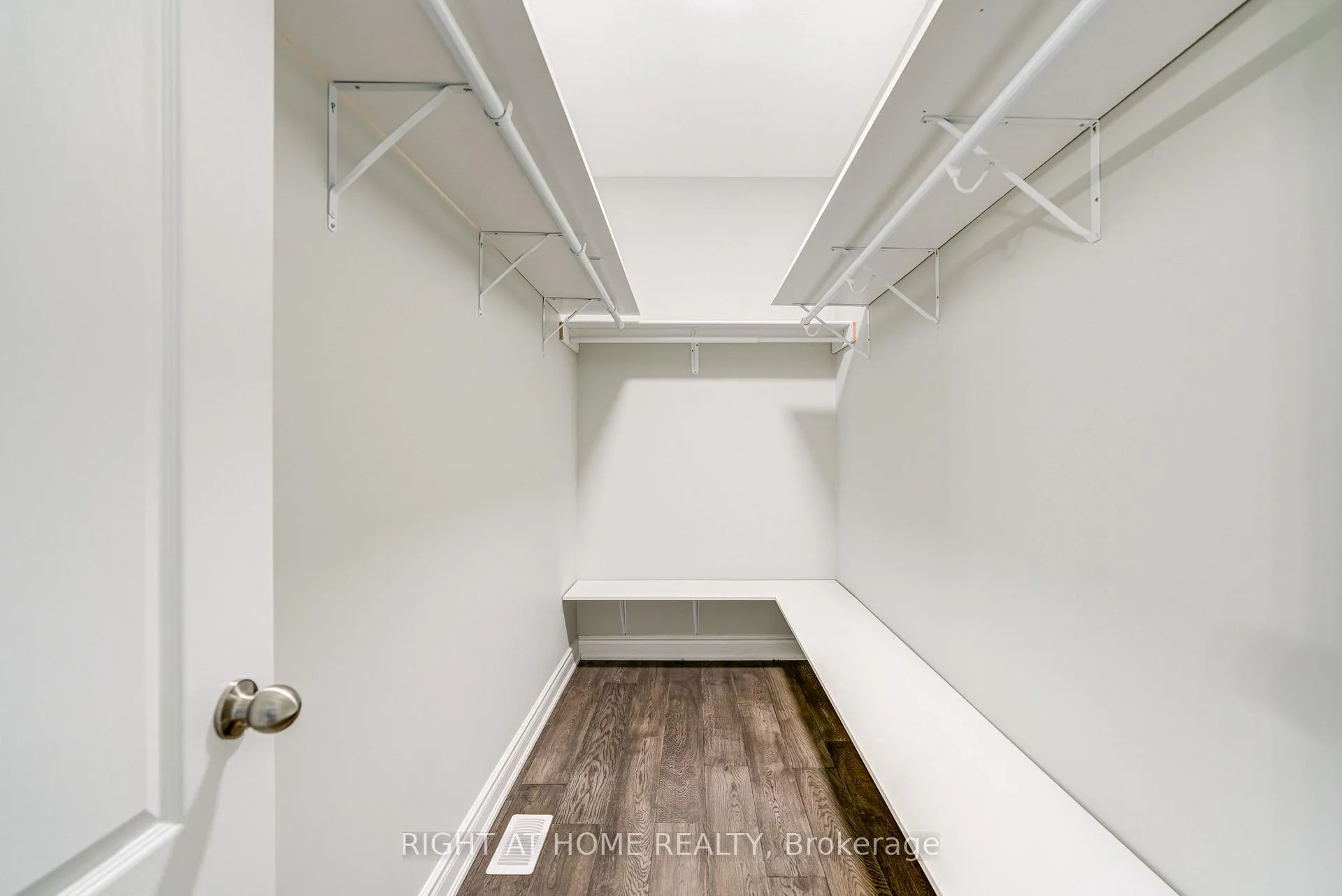 Photo 19 of Unit 7, 487 Aztec Drive, Oshawa, McLaughlin — HOMEH