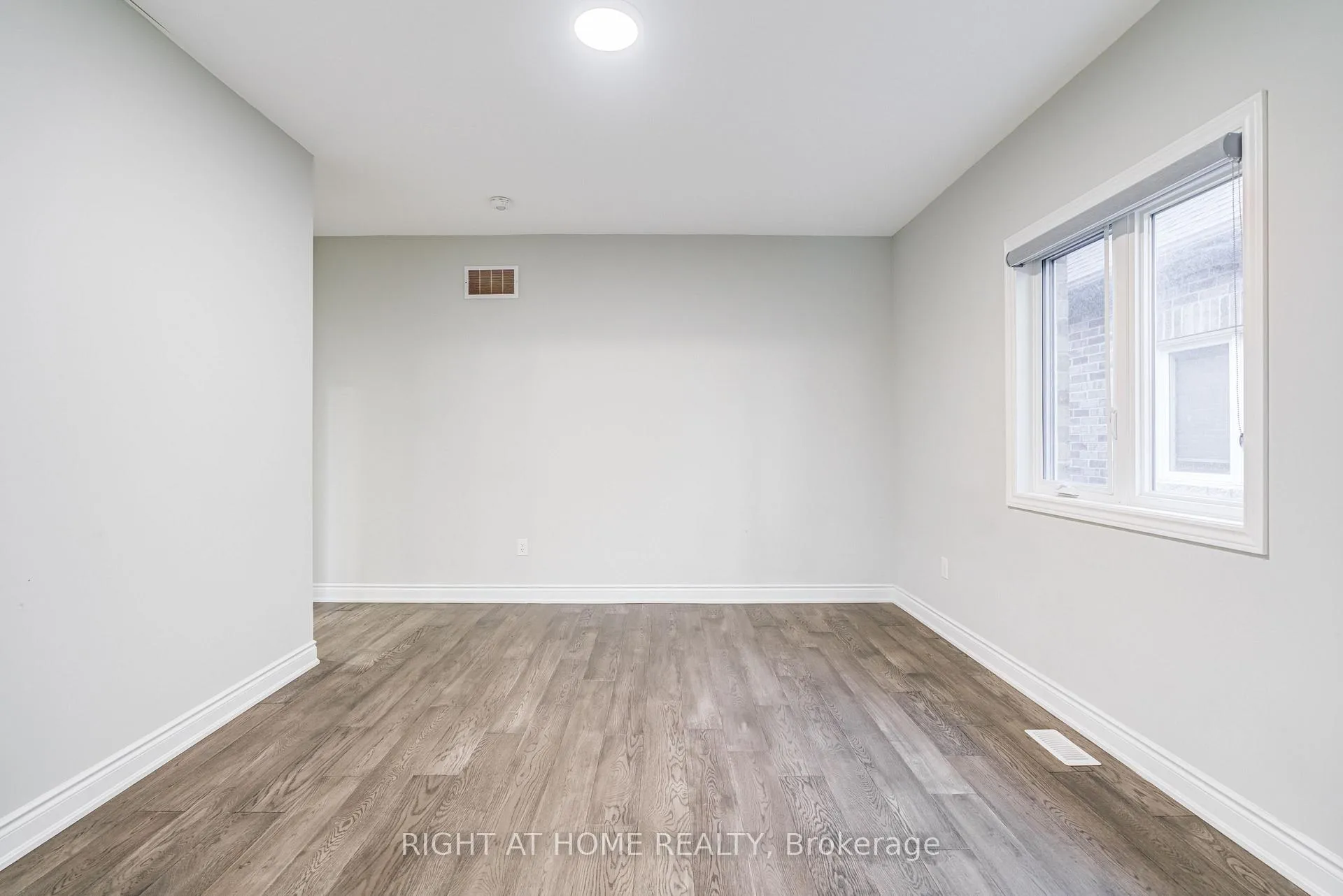 Photo 24 of Unit 7, 487 Aztec Drive, Oshawa, McLaughlin — HOMEH