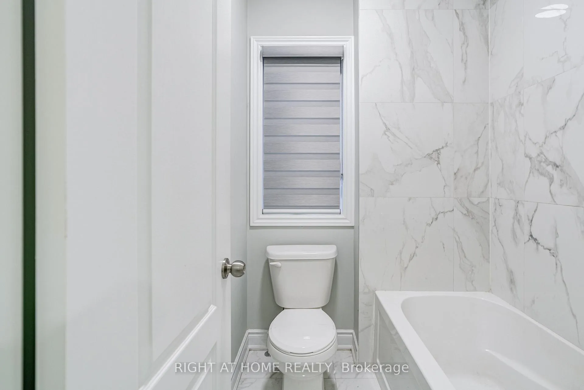 Photo 31 of Unit 7, 487 Aztec Drive, Oshawa, McLaughlin — HOMEH
