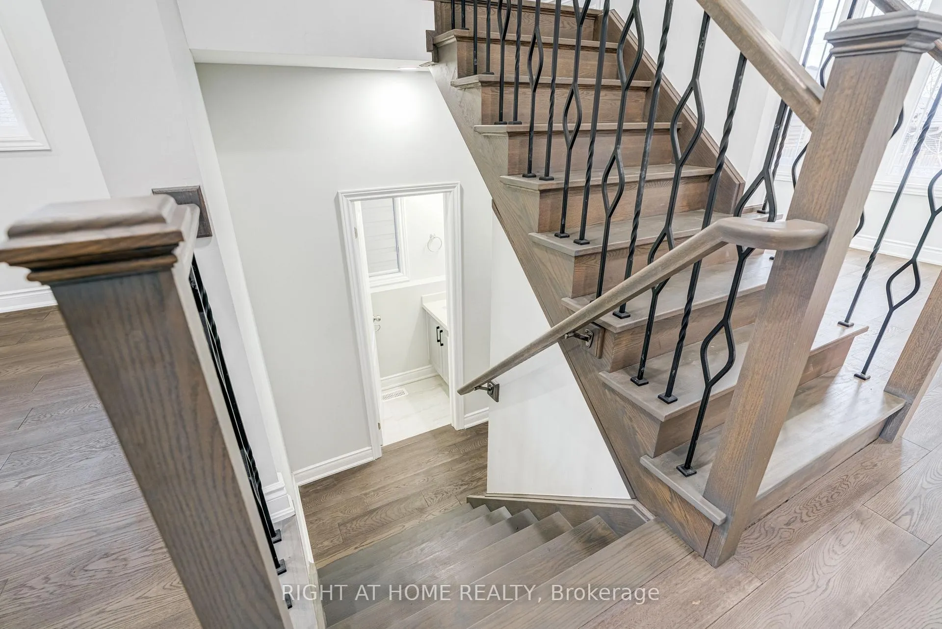 Photo 32 of Unit 7, 487 Aztec Drive, Oshawa, McLaughlin — HOMEH