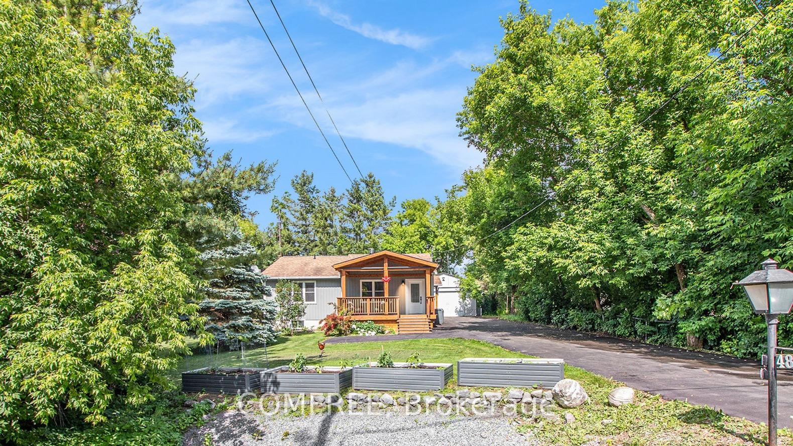 Photo 2 of 481 Ottawa Street, North Dundas, Winchester — HOMEH