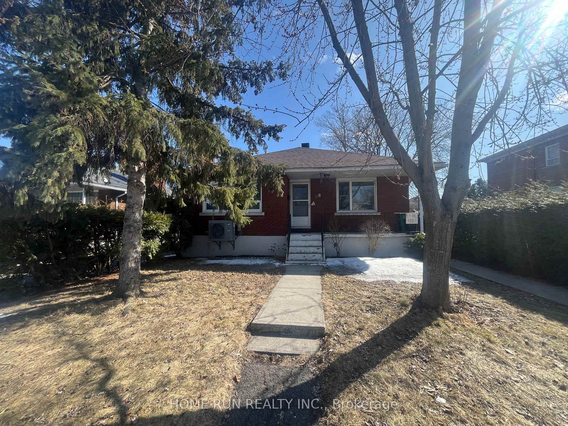 Photo 1 of Unit B, 98 Donald Street, Ottawa, Overbrook — HOMEH