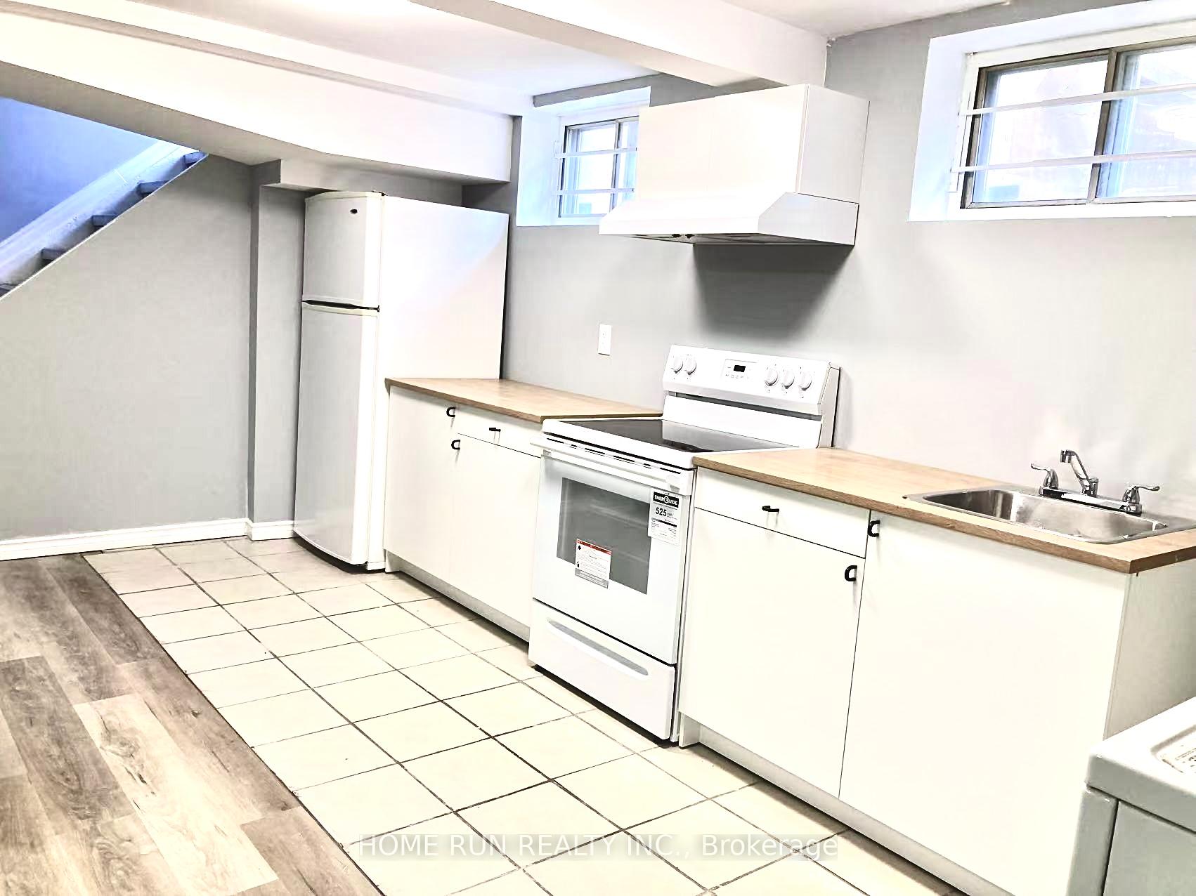 Photo 4 of Unit B, 98 Donald Street, Ottawa, Overbrook — HOMEH