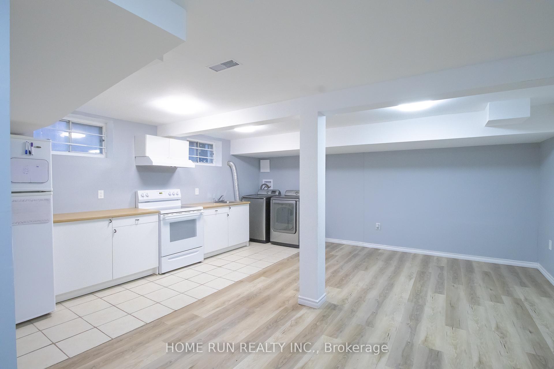 Photo 6 of Unit B, 98 Donald Street, Ottawa, Overbrook — HOMEH