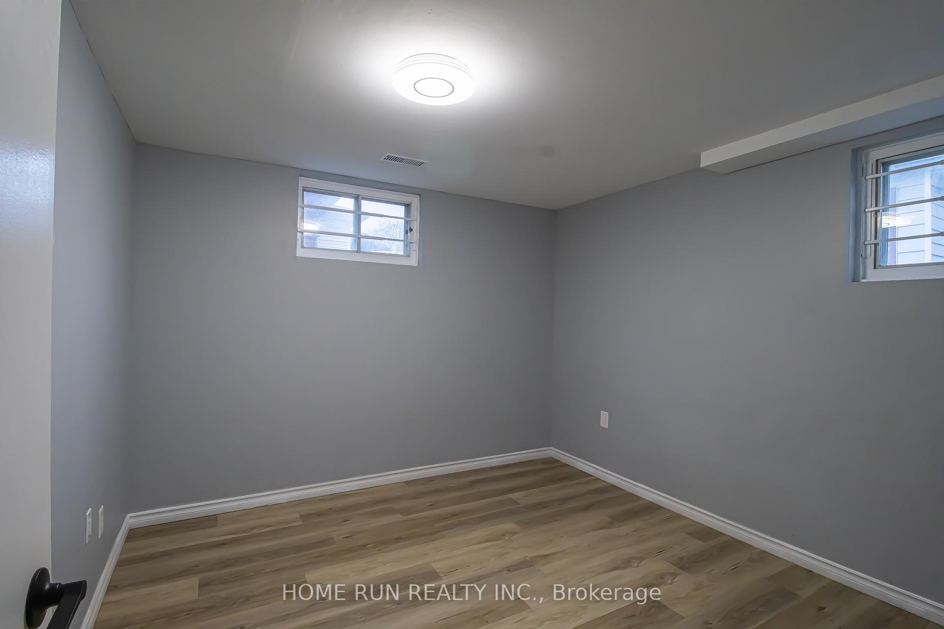Photo 12 of Unit B, 98 Donald Street, Ottawa, Overbrook — HOMEH