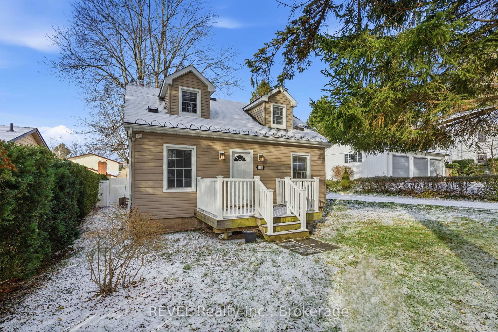 Photo 1 of 1176 Haist Street, Pelham, Fonthill — HOMEH