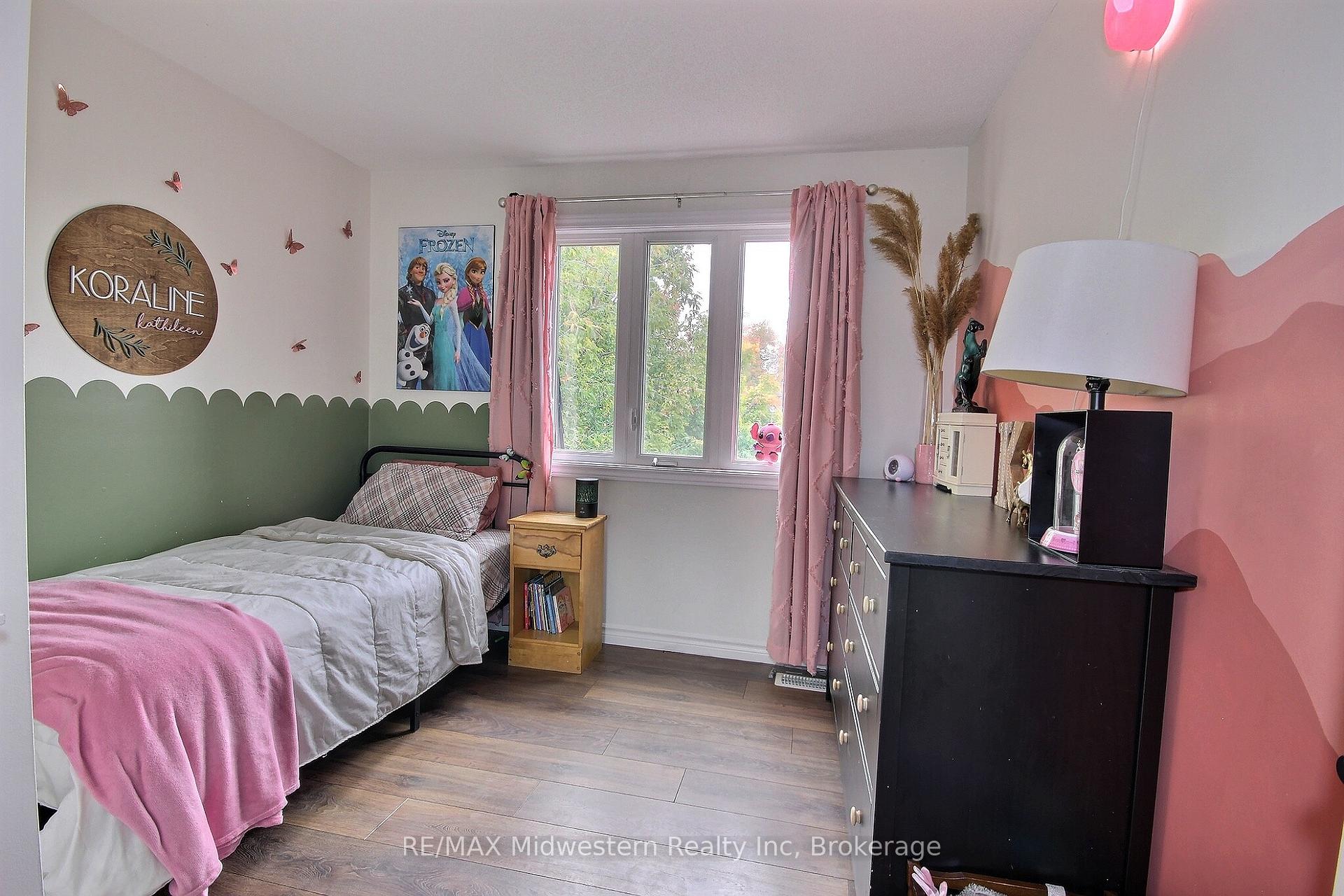 Photo 8 of 755 York Avenue N, North Perth, Listowel — HOMEH