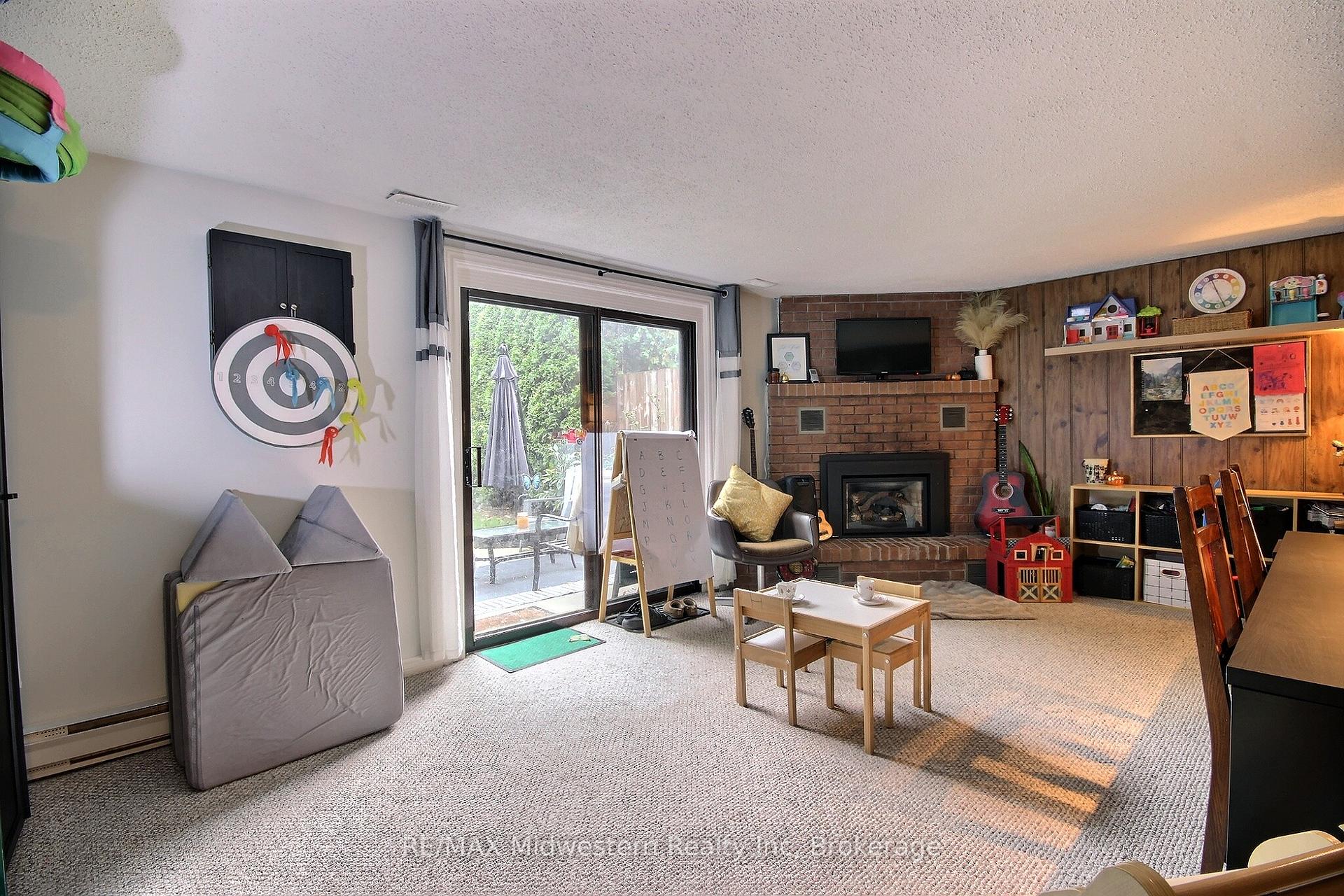 Photo 15 of 755 York Avenue N, North Perth, Listowel — HOMEH