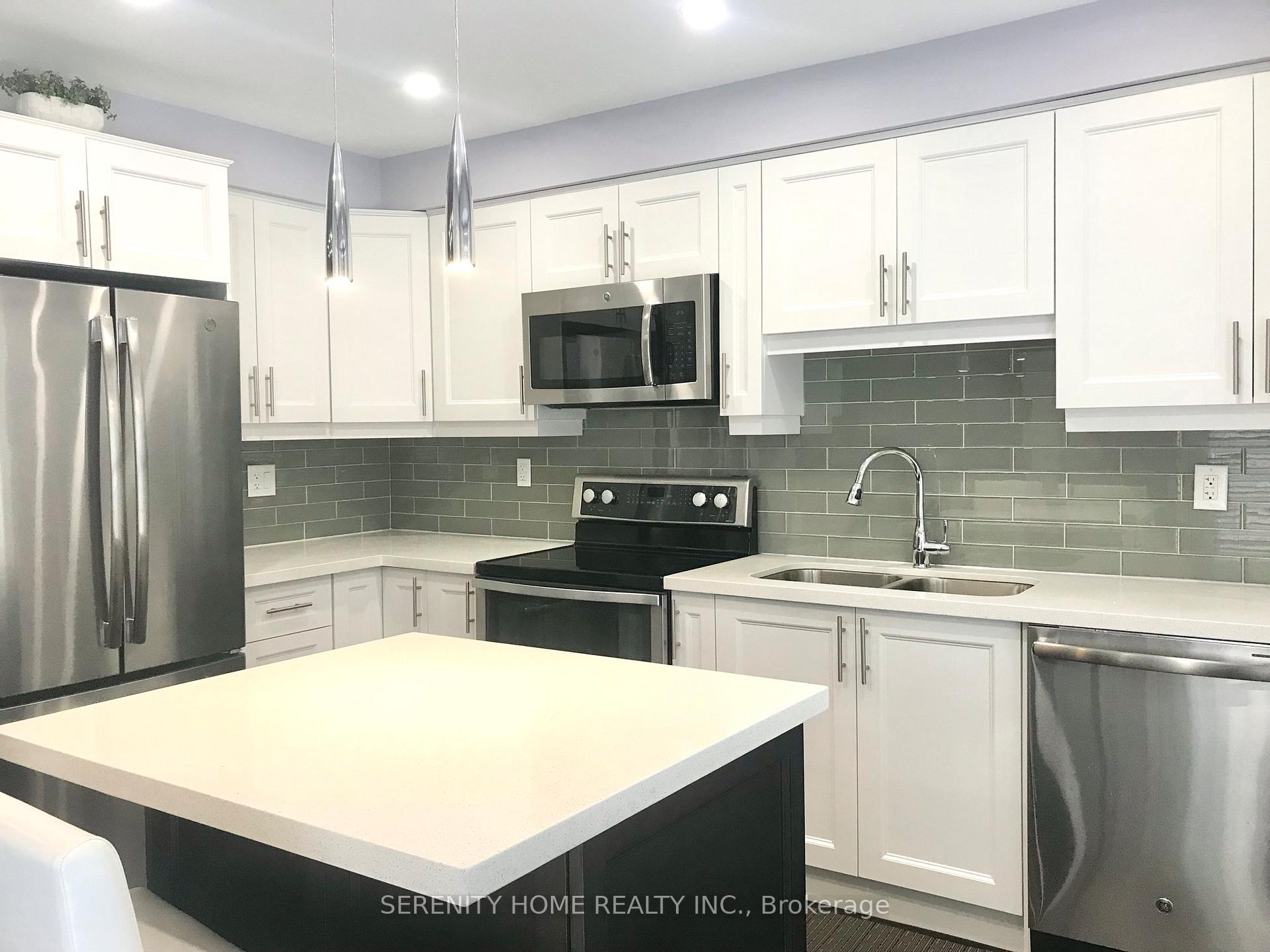 Photo 4 of 2371 Baintree Crescent, Oakville, Westmount — HOMEH