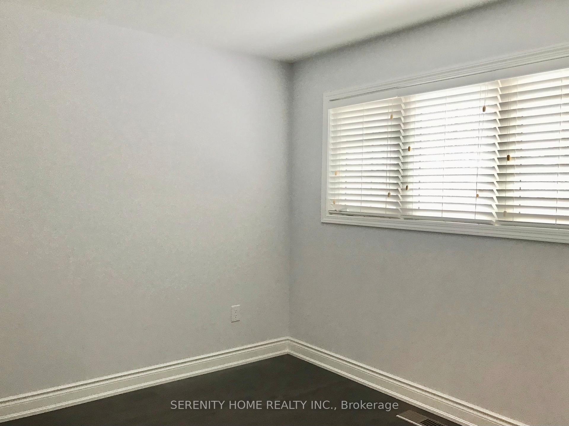 Photo 12 of 2371 Baintree Crescent, Oakville, Westmount — HOMEH