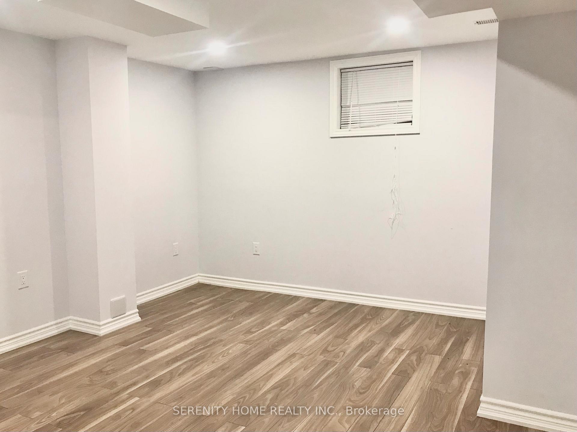 Photo 15 of 2371 Baintree Crescent, Oakville, Westmount — HOMEH