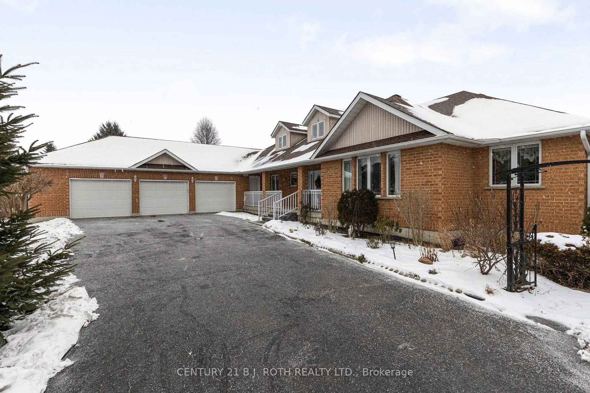Photo 1 of 30 Tecumseth Heights Drive, New Tecumseth, Rural New Tecumseth — HOMEH