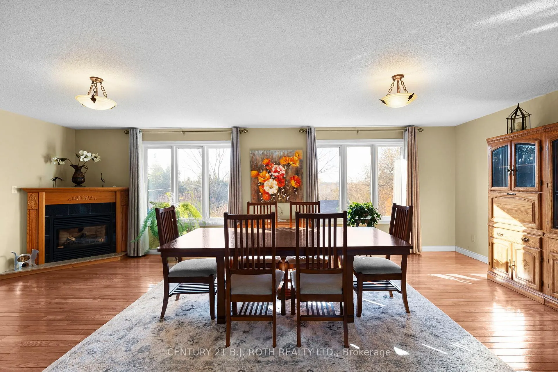 Photo 7 of 30 Tecumseth Heights Drive, New Tecumseth, Rural New Tecumseth — HOMEH