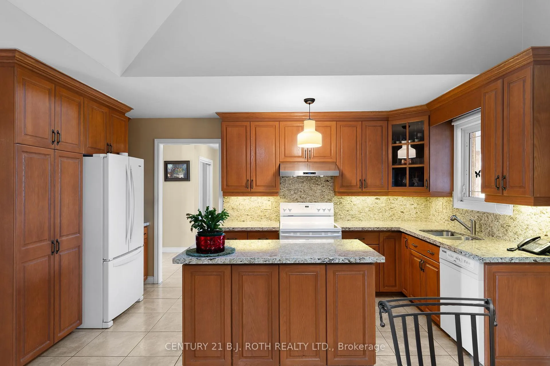Photo 13 of 30 Tecumseth Heights Drive, New Tecumseth, Rural New Tecumseth — HOMEH
