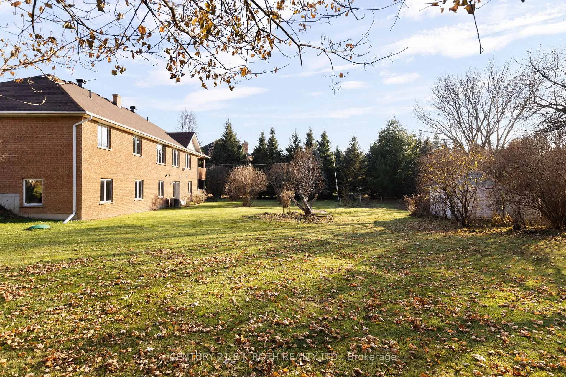 Photo 33 of 30 Tecumseth Heights Drive, New Tecumseth, Rural New Tecumseth — HOMEH