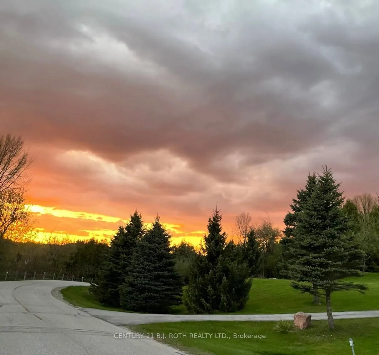 Photo 43 of 30 Tecumseth Heights Drive, New Tecumseth, Rural New Tecumseth — HOMEH