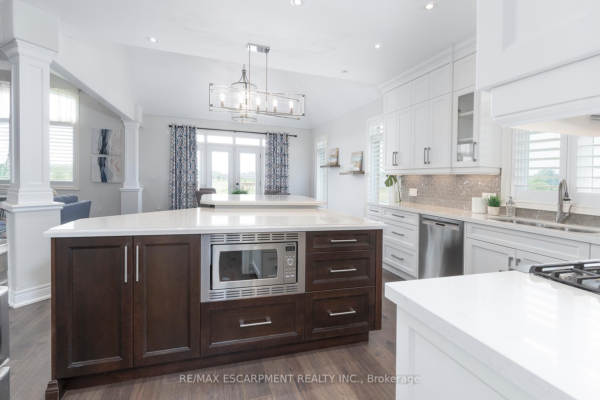 Photo 8 of 270 Farr Street, Pelham, Fenwick — HOMEH