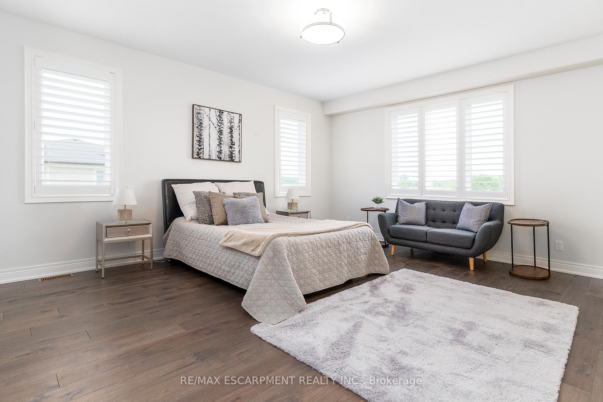 Photo 15 of 270 Farr Street, Pelham, Fenwick — HOMEH