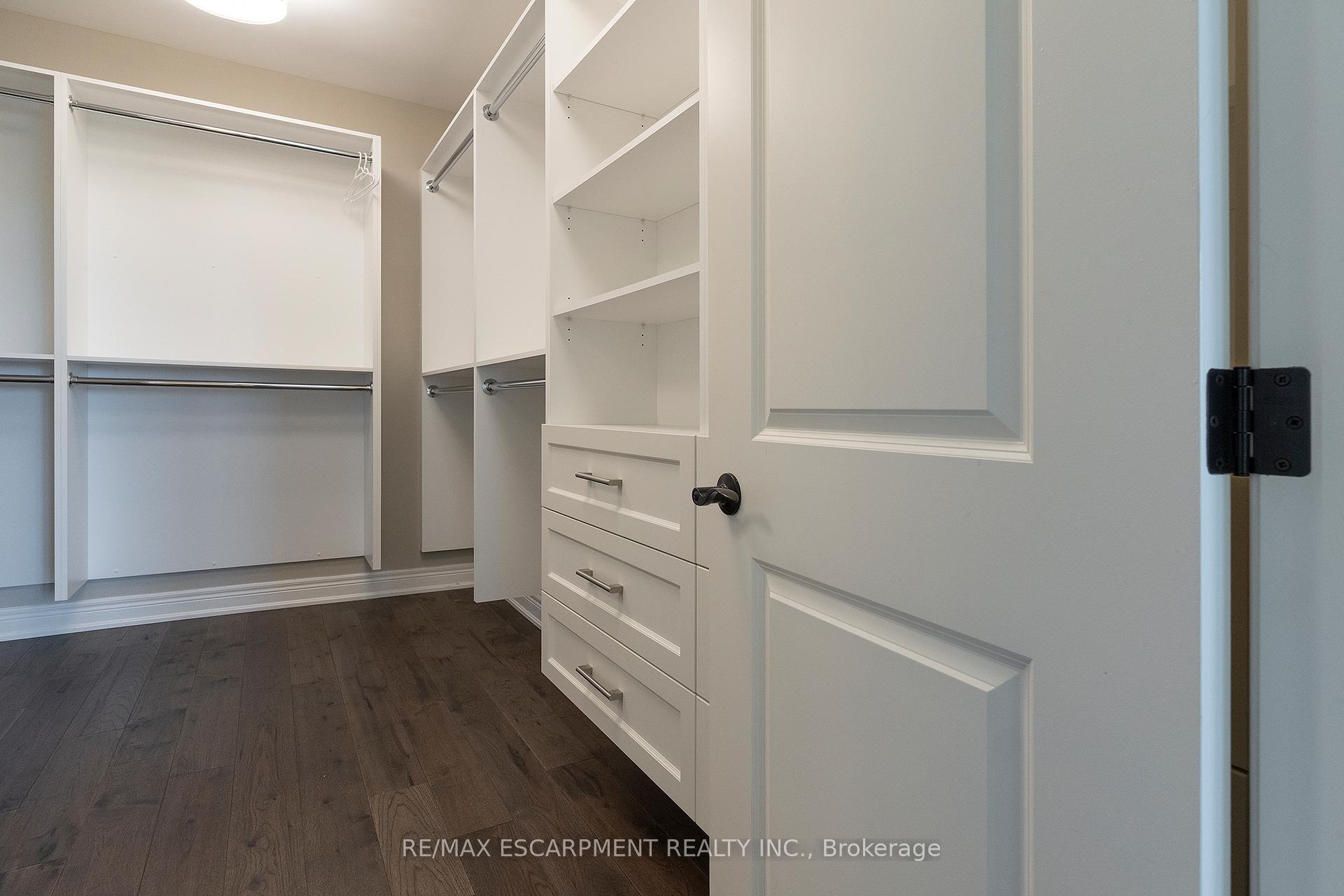 Photo 16 of 270 Farr Street, Pelham, Fenwick — HOMEH