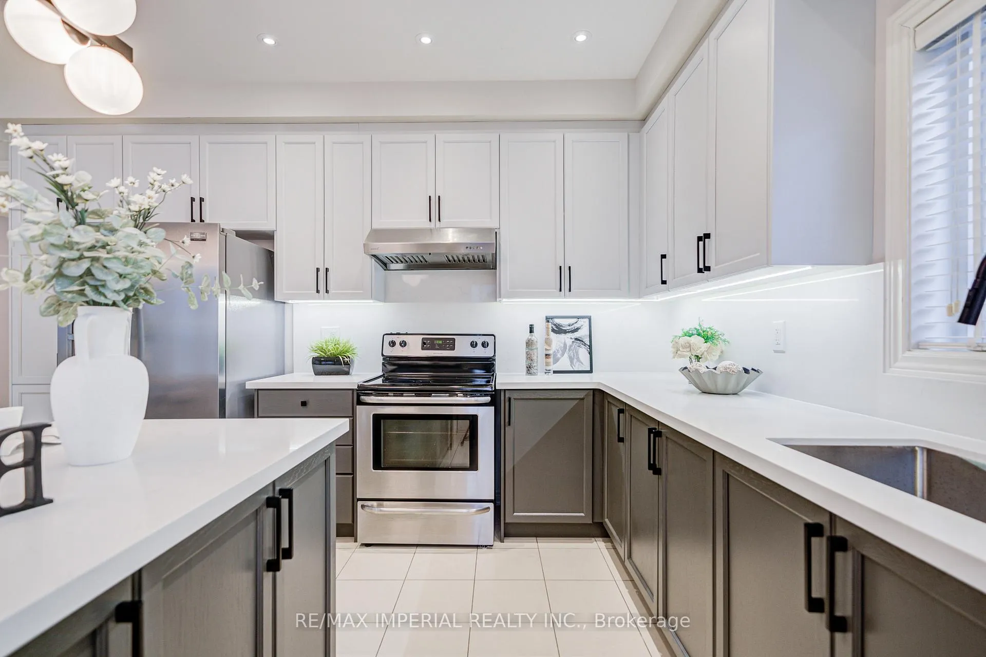 Photo 21 of 1199 McTavish Dr., Newmarket, Stonehaven-Wyndham — HOMEH