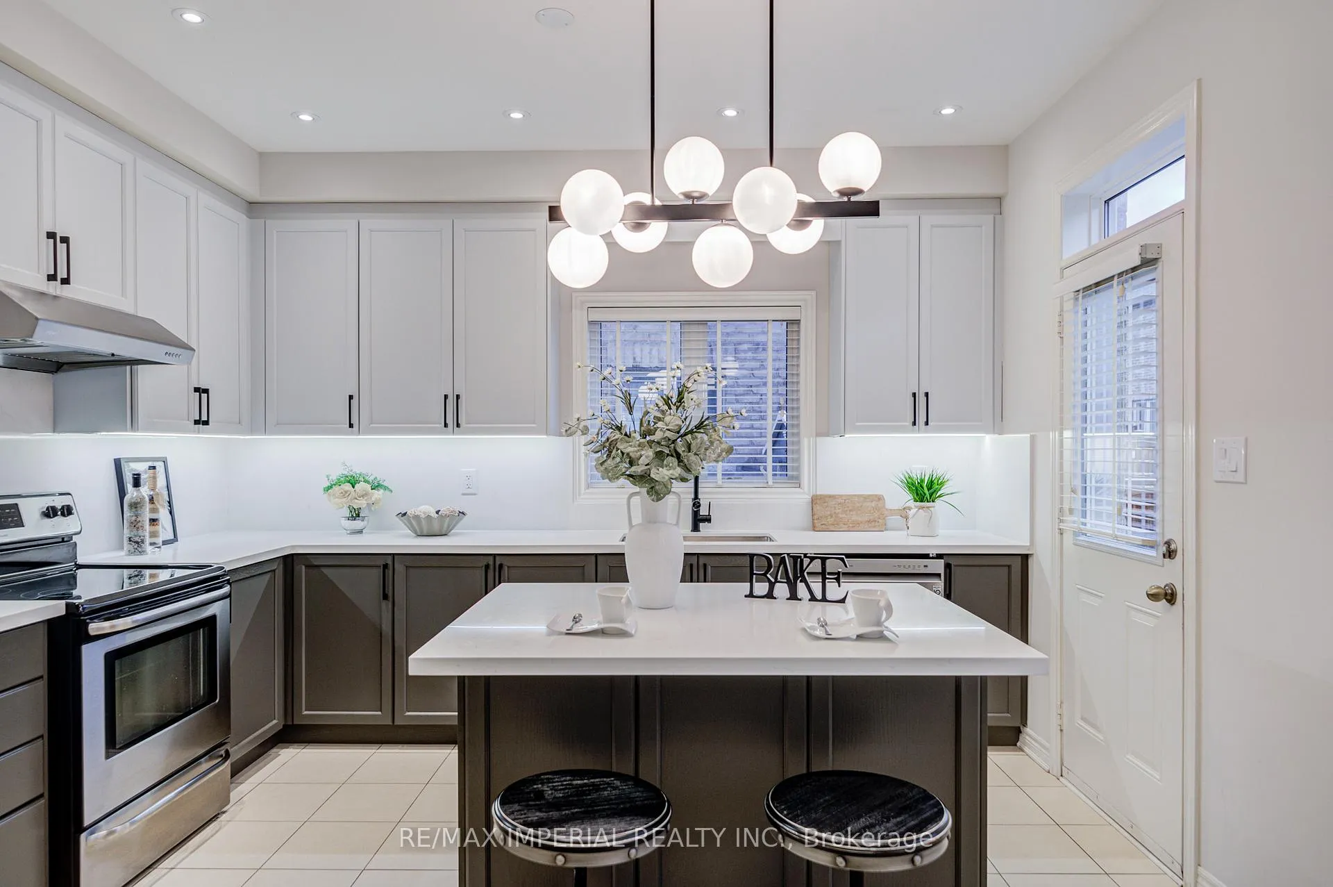 Photo 22 of 1199 McTavish Dr., Newmarket, Stonehaven-Wyndham — HOMEH