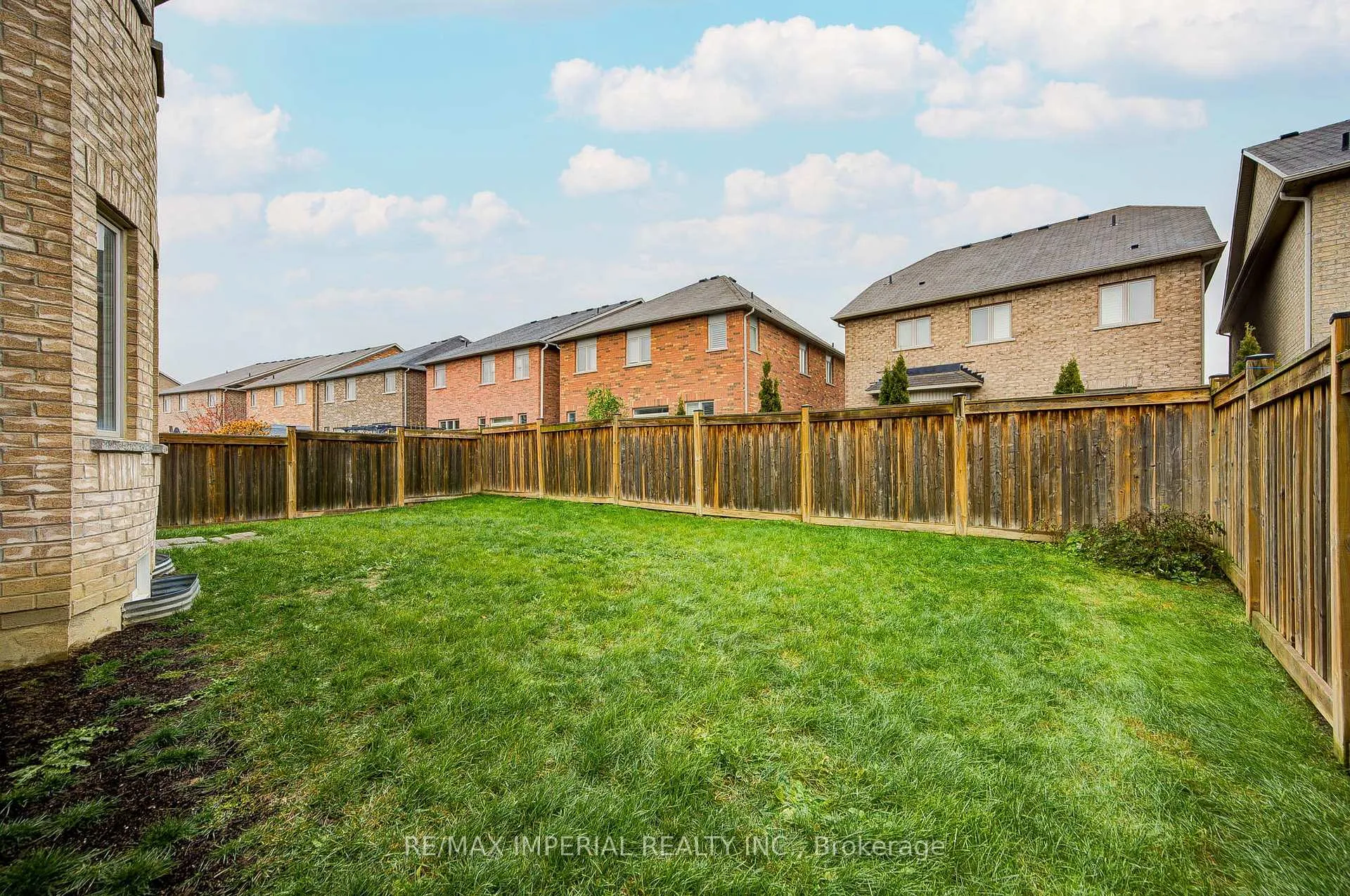 Photo 47 of 1199 McTavish Dr., Newmarket, Stonehaven-Wyndham — HOMEH